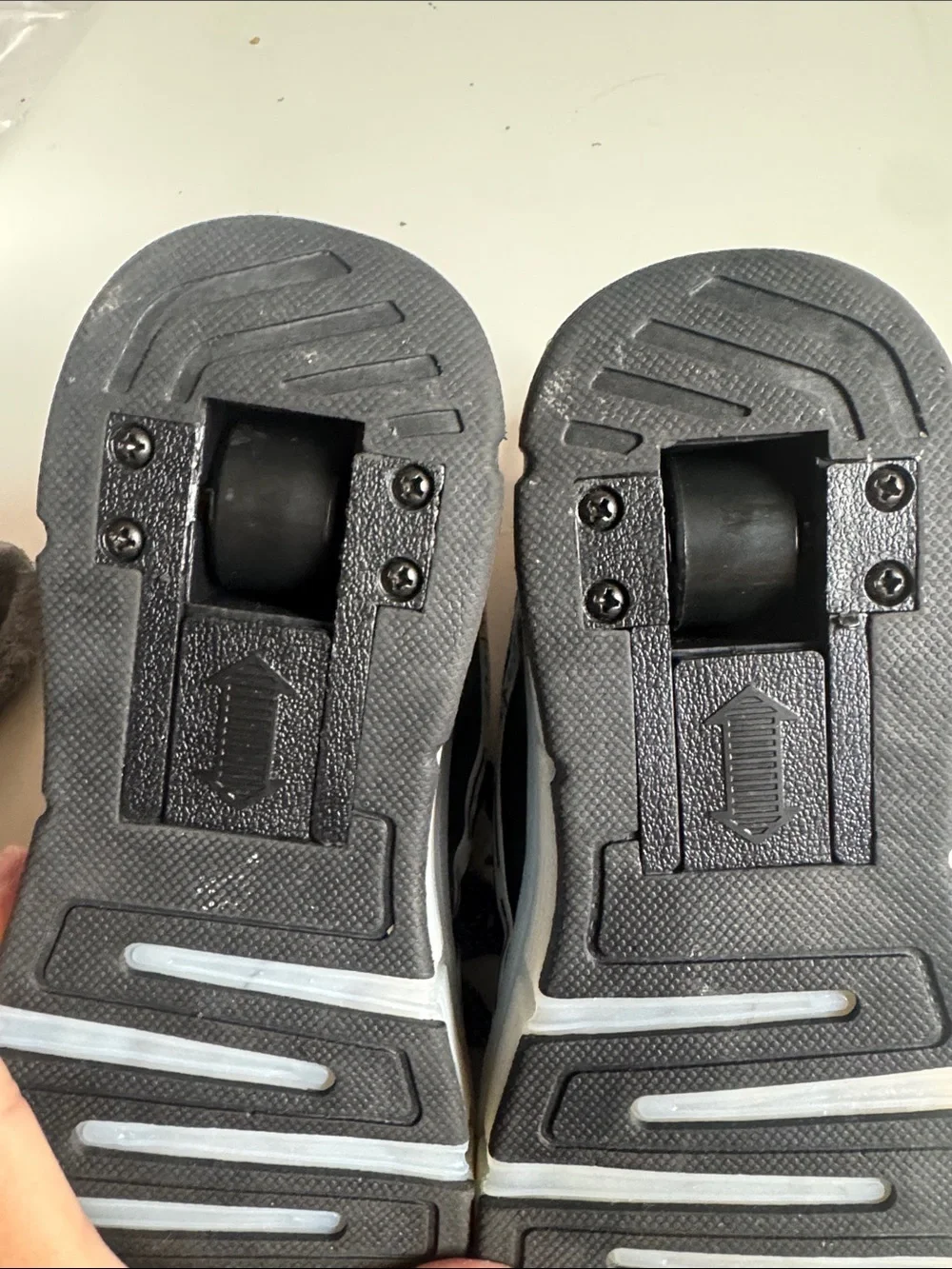 Sporto Kids Black & White Knit Athletic Sneakers